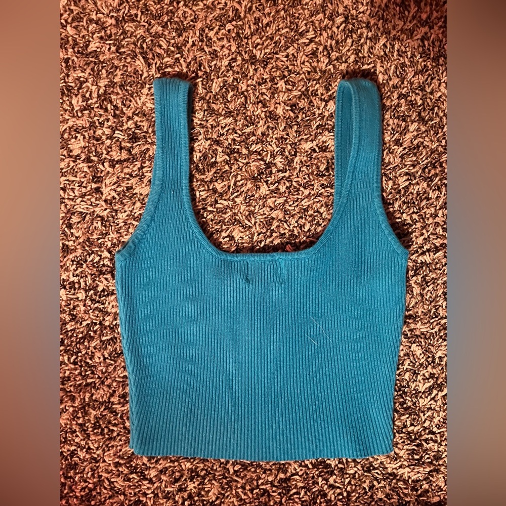 Vibrant Blue Ribbed Tank Top - Picture 3 of 3